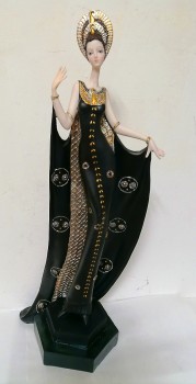 девушка в черном статуя ― ИГРУШКИ И СУВЕНИРЫ ОПТОМ В НОВОСИБИРСКЕ