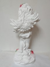 Ангел с розами