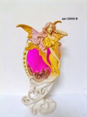 Девушка фея статуэтка
