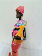 Девушка Африканка статуэтка